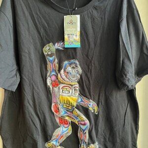 Oscardo men’s artist t-shirt.